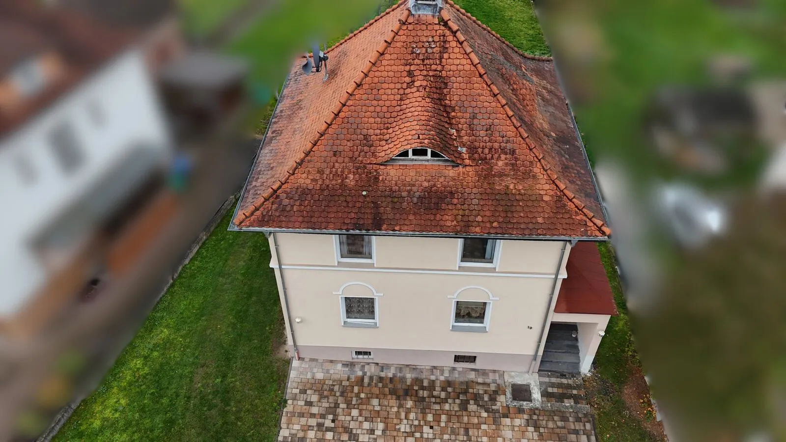 Charmantes Einfamilienhaus mit Keller, Garten und perfekter Infrastruktur