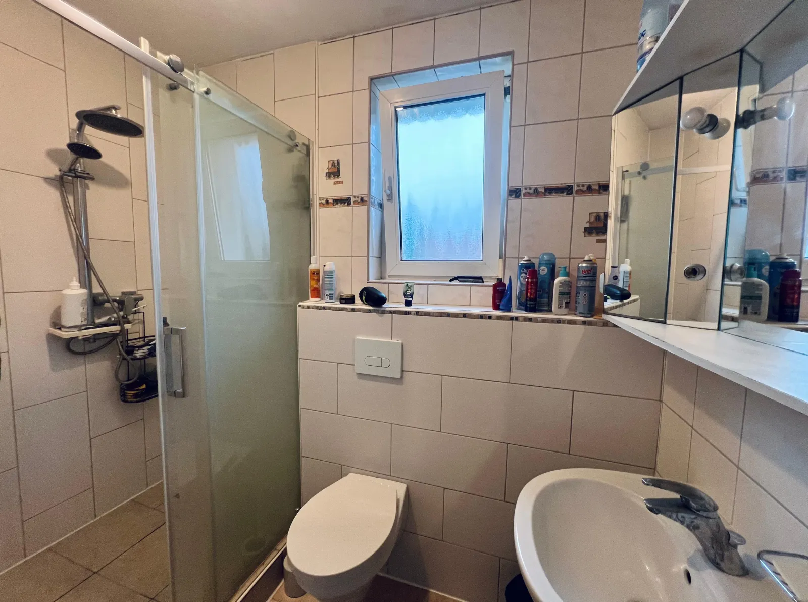Charmantes Einfamilienhaus mit Keller, Garten und perfekter Infrastruktur
