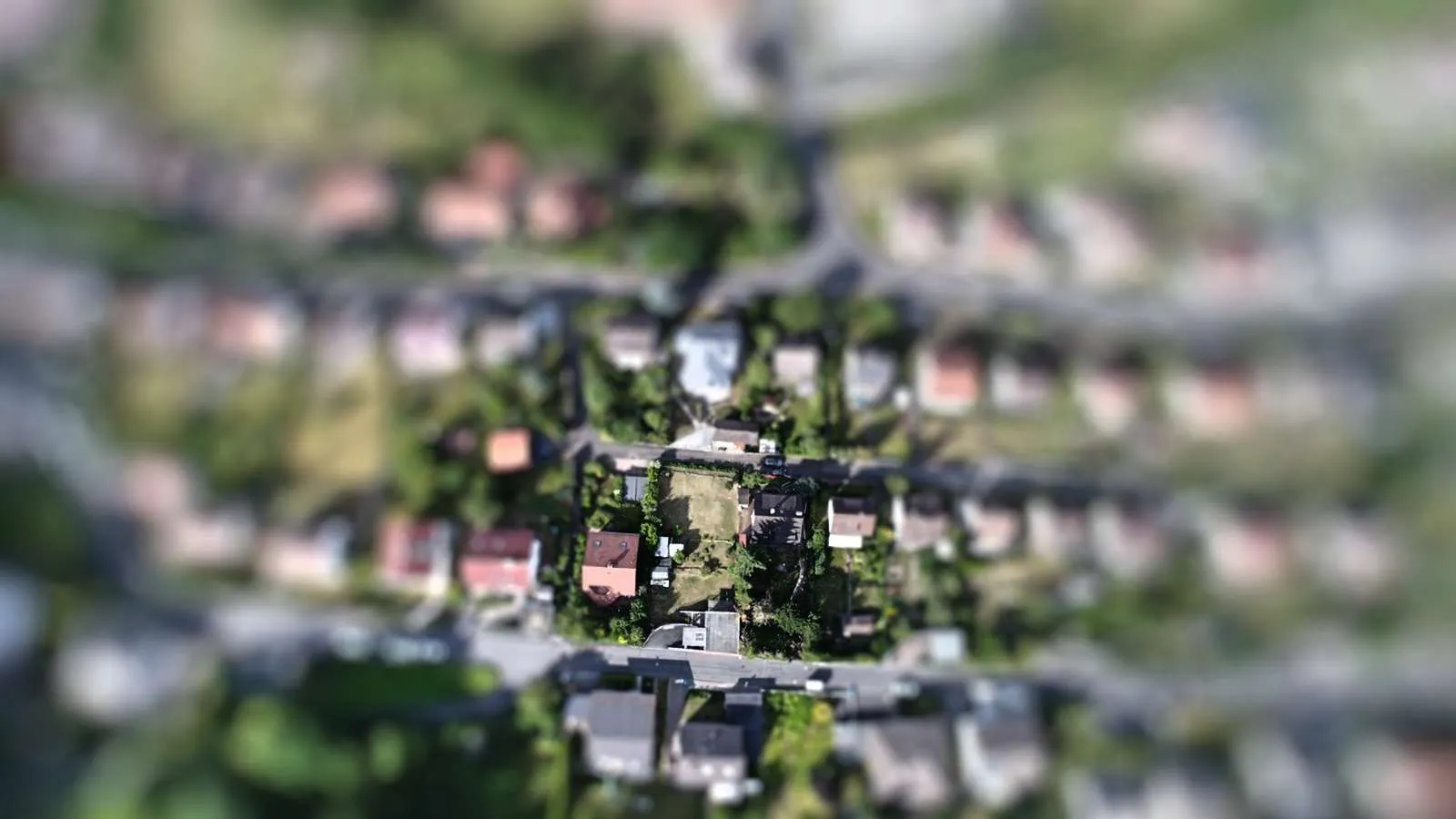 Freies Bauland mitten im Wohngebiet!
