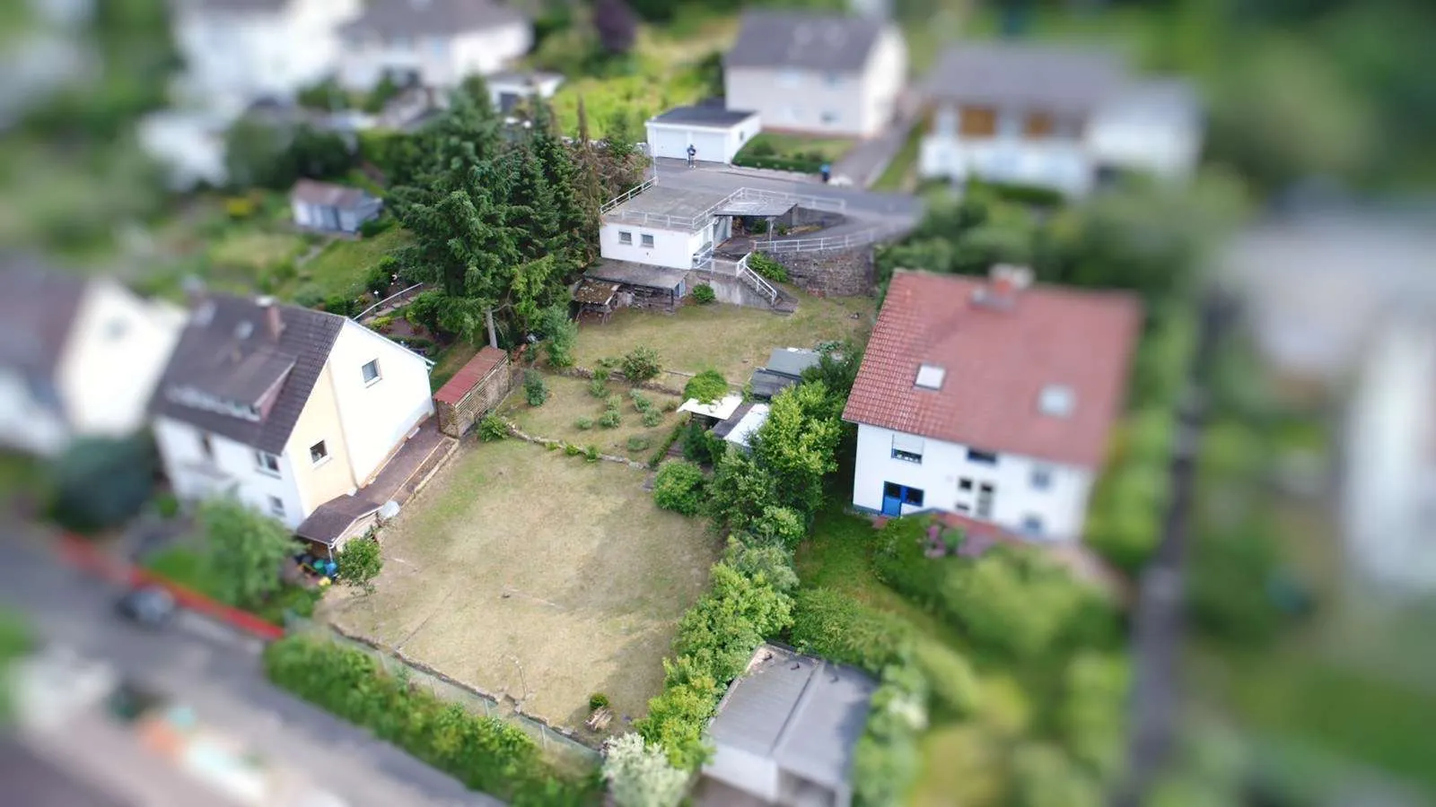 Freies Bauland mitten im Wohngebiet!
