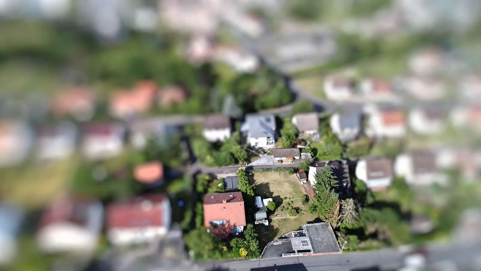 Freies Bauland mitten im Wohngebiet!