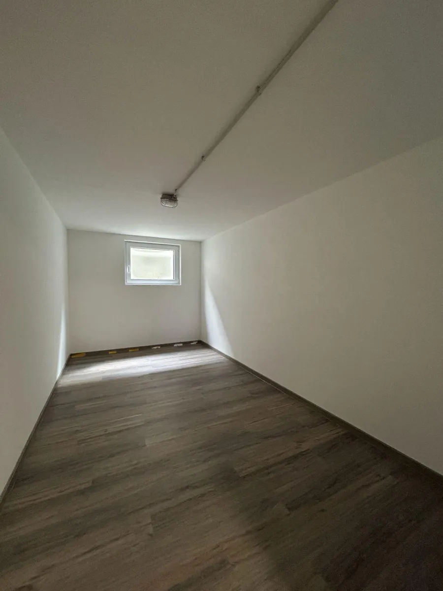 Moderne Wohnung mit großzügigen Balkon!