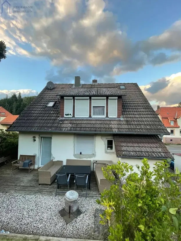 Einfamilienhaus mit herrlichem und großzügigen Garten!